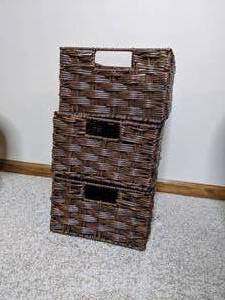 lot 189 image: Lot of 3 Baskets