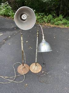lot 124 image: Floor LampsAntique Iron Base