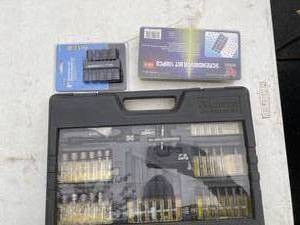 lot 221 image: Lot of  Various sets of Screwdriver bits