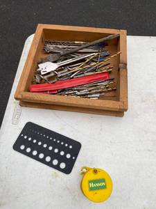 lot 223 image: Lot of Misc Drill bits
