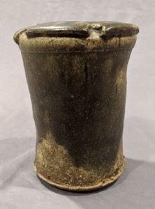 lot 15 image: Douglas L. Johnson Signed Vase Studio Pottery
