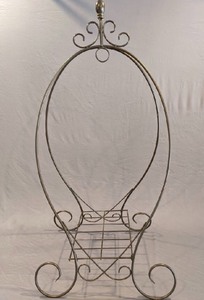 lot 37 image: Two Decorative Finial Plant Stands