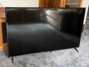 lot 6 image: LG 65 Inch Flat Screen TV with Remote