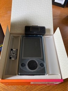 lot 15 image: Zune MP3 Player