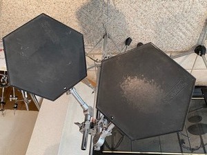 lot 135 image: Set of 4 Pearl Drum Stands with Simmons Electric Drums