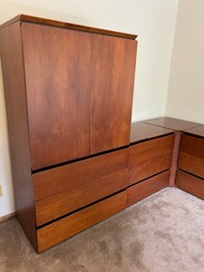 lot 129 image: Three Dresser Unit with a Corner Piece