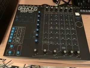 lot 162 image: Simmons SDS9 Electronic Drums Board