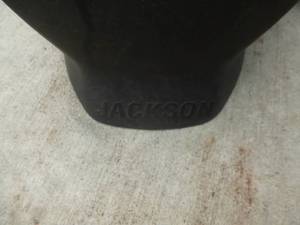 lot 29 image: Rubbermaid Scrub Bucket & Welding Helmet