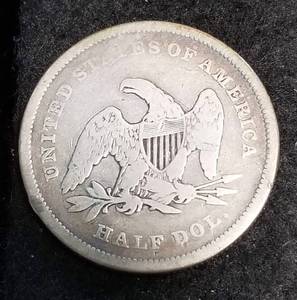 lot 06 image: 1840 US SEATED LIBERTY HALF DOLLAR BETTER DATE COIN