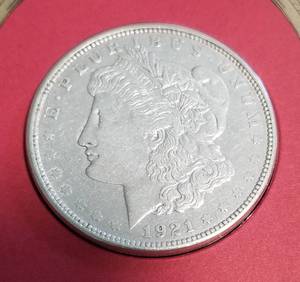 lot 04-A image: 1921-D MORGAN SILVER DOLLAR