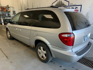 lot 10 image: 2007 Dodge Grand Caravan SXT -No Reserve-