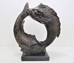 lot 69 image: Vintage Circular Fish Sculpture