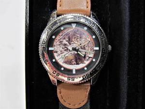lot 91 image: Mens Danbury Mint Wristwatch wDeer Face