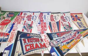 lot 133 image: Lot of Large Size MN TWINS Pennants