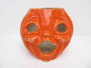 lot 150 image: Vintage 1940s Paper Mache Halloween Jack-O-Lantern Pumpkin