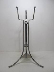 lot 218 image: Chrome Metal Planter Stand