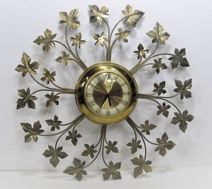 lot 220 image: Large Mid Century UNITED Brass Maple Leaf Wall Clock