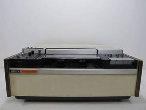 lot 221 image: Large Vintage SONY Model VP-1200 Commercial Video Cassette Player