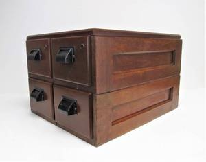 lot 235 image: Excellent Restored Antique Oak 4-Drawer File Cabinet