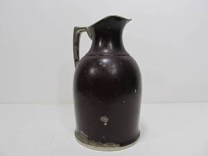 lot 289 image: Antique Landers Frary Clark Glass Lined Pitcher