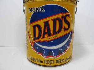 lot 293 image: Vintage 1950s DADS ROOT BEER Large 5 Gallon Soda Advertising Can wLid