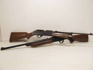 lot 304 image: Working CROSMAN & DAISY BB Guns