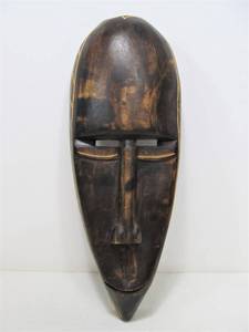 lot 305 image: Vintage Hand Carved Ghanaian Tribal Mask