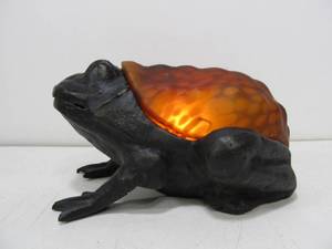 lot 310 image: Heavy Brass & Glass FrogToad Lamp