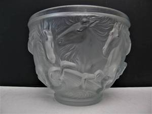 lot 316 image: 1930s Deco Barcolac Czech Frosted 3D Relief Glass Horse Bowl