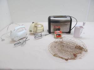 toaster, handmixers,hot plate ,grater, basket
