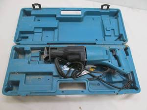 Reciprocating saw