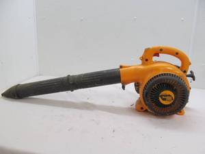 Poulan blower