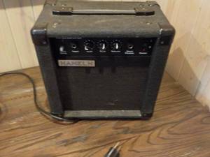 lot 506 image: Hameln Amp Frontman 15GSee Photos...