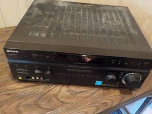 lot 513 image: Sony Receiver ...