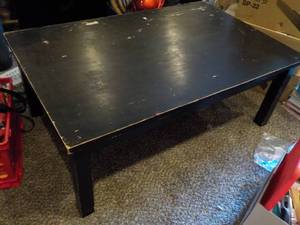 lot 535 image: DISTRESSED BLACK WOOD COFFEE TABLE