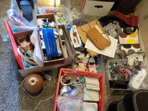 lot 546 image: Lot of Everything Pictured...