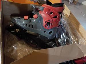 lot 705 image: Rollerblades (NIB) Adult (10W)...