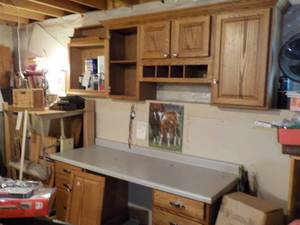 lot 662 image: 2 PC. Set of Wood Cabinets In Secti...