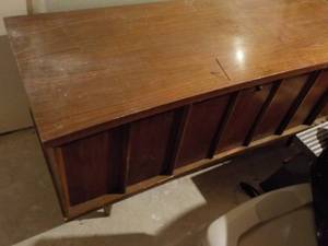 lot 682 image: Cedar Chest (Lane) 47.25 X 18.25 ...