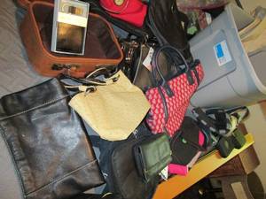 lot 733 image: New Calvin Klien Wallet (NIB) & Lar...