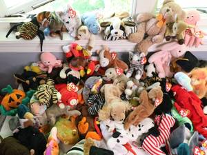lot 78 image: FULL SIZE BEANIES IN GREAT CONDITION 1
