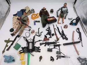 lot 127 image: VINTAGE SET OF GI JOES WITH HUGE LOT OF TACTICAL EQUIPMENT