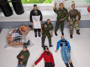 lot 133 image: MILITARY MEN LOTS WITH EXTRA TACTICAL EQUIMENT INCLUDED