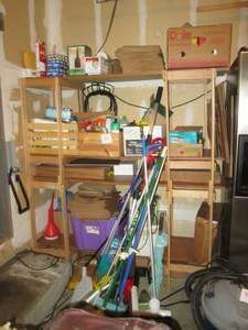 lot 901 image: SHELVES FULL OF ITEMS, CLEANING, TILE, MOPS, SEE PICTURES