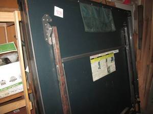 lot 909 image: Ping Pong Table...
