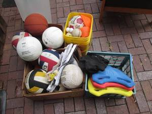 lot 978 image: Sports Balls...