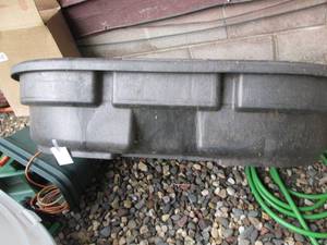 lot 981 image: Pond Liner & Catbox...