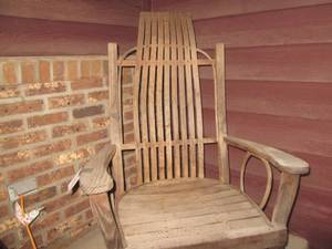 lot 989 image: Vintage Rocking Chair...