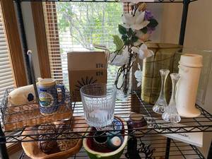 lot 746 image: STATUE, STEIN, CRYSTAL AND VASES