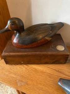 lot 755 image: DUCK